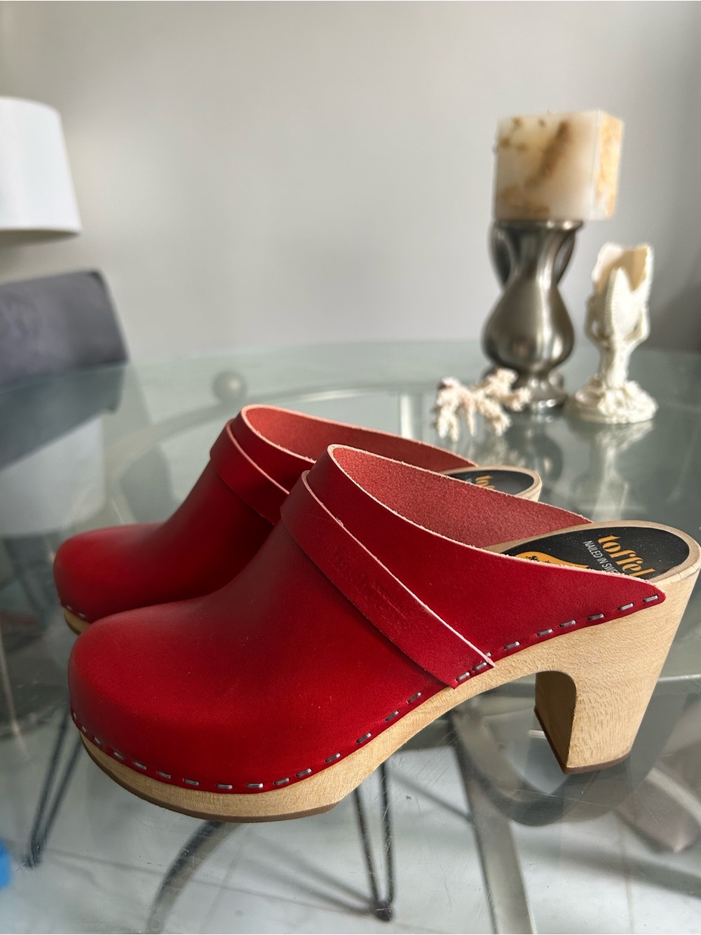 Hasbeens Toffel Swedish Born Red Leather Clog Mules with Wood Block Heel size 38 - Picture 3 of 9